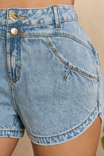 Short jeans